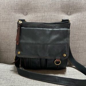Fossil Morgan Traveler Pebbled Genuine Leather Organizer Multi Pocket Crossbody